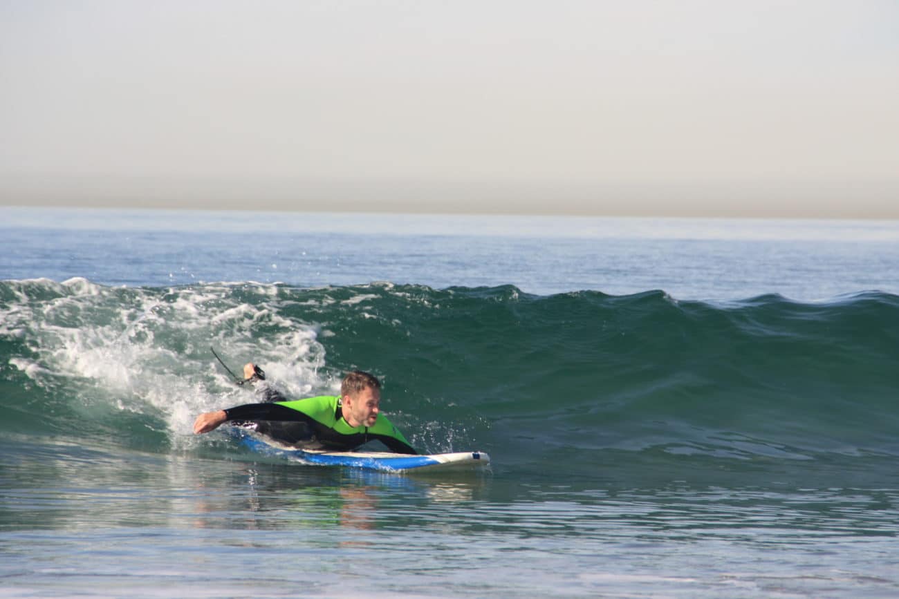 Beginner’s Guide to Surfing: How to Catch Waves